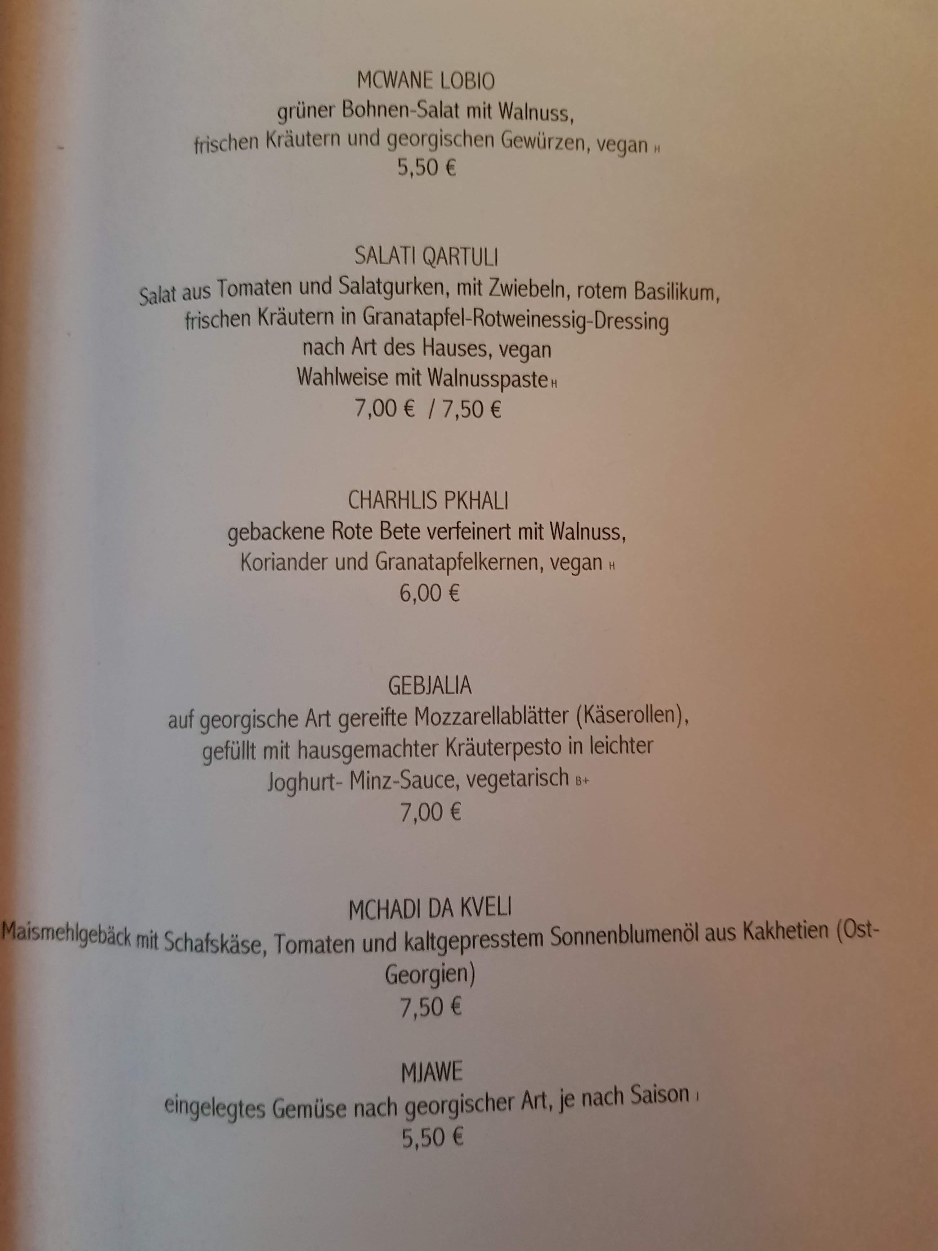 Der blaue Fuchs, Berlin: Georgisches Restaurant mit vegetarischen Optionen