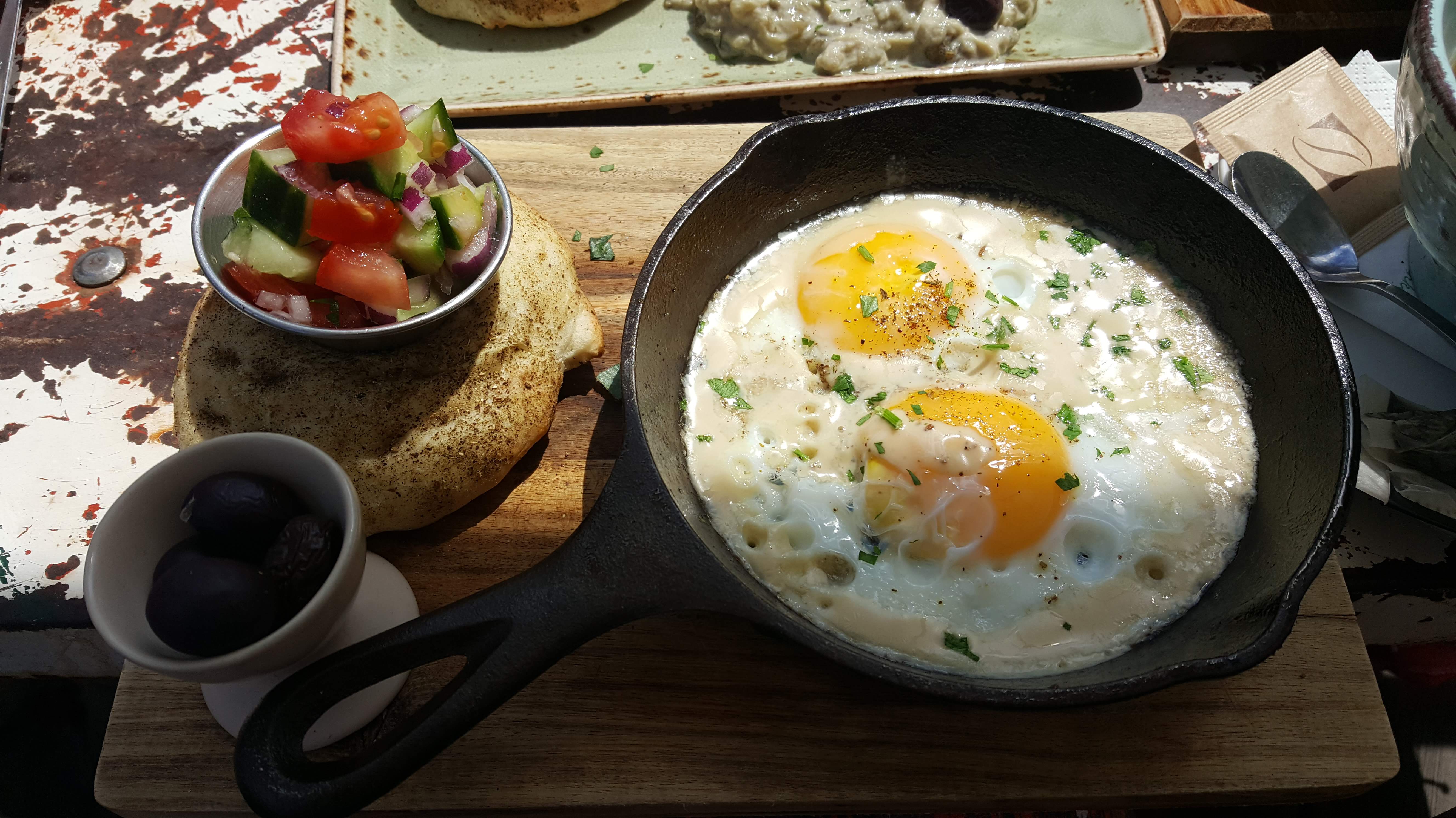 Libanon Breakfast, Wirr, Wien